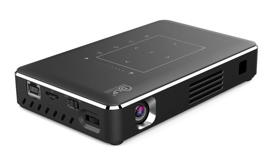 फ्लाईन P10-II गर्म बिक्री कस्टम लोगो मिनी 3D 4K 150 लुमेन DLP 9000mAh एंड्रॉयड 9.0 प्रोजेक्टर
