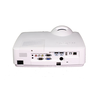 3LCD शॉर्ट फोकस फिशये लेंस चर्च वीडियो प्रोजेक्टर 4500 Lumens